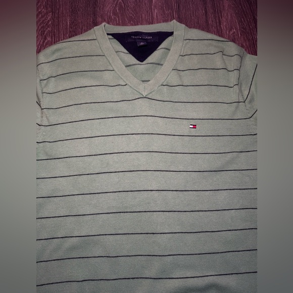 Tommy Hilfiger Men's Green and Blue Jumper Size M - Picture 7 of 7